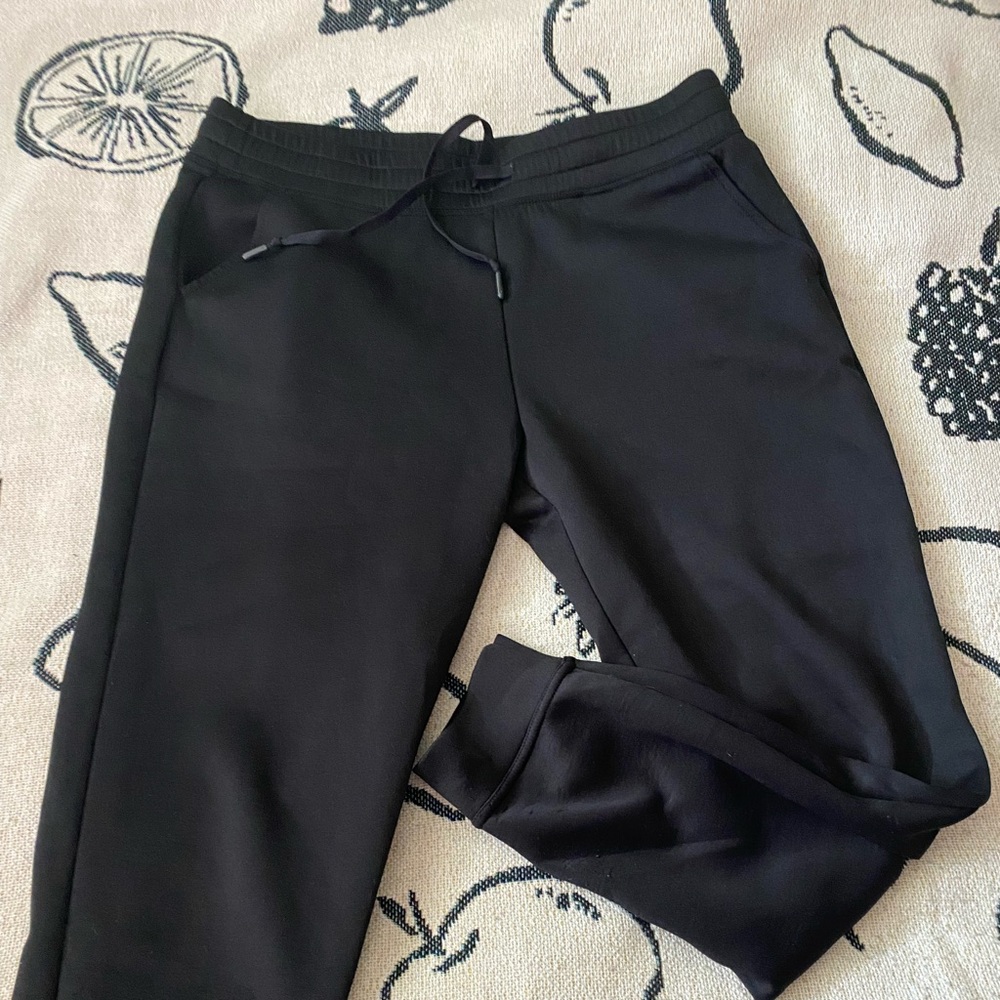 32 heat joggers